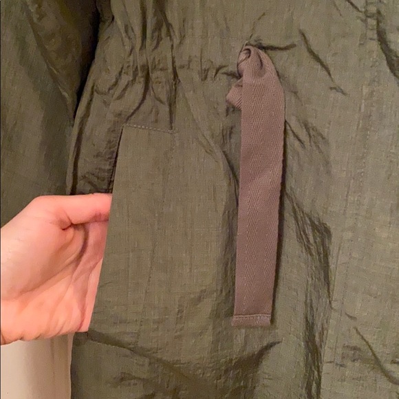 Brand New Banana Republic Parka - Picture 2 of 6